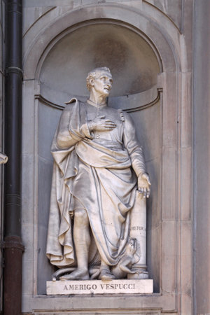 Florence, Italy - September 30, 2009: Statue of Famous Explorer Amerigo Vespucci at Uffizi Gallery in Firenze, Italy.のeditorial素材