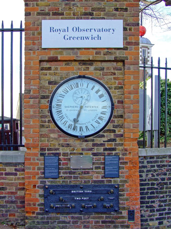 London, United Kingdom - February 06, 2007: Royal Observatory Clock at Greenwich in London, United Kingdom.のeditorial素材