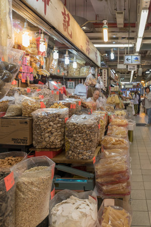 KOWLOON, HONG KONG - APRIL 21, 2017: Bulk Bags With Natural Ingredients in Traditional Chinese Shop at Mong Kok in Kowloon, Hong Kong.のeditorial素材
