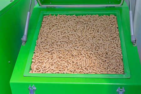 Wooden Pellet in Automated Hopper House Heating Device