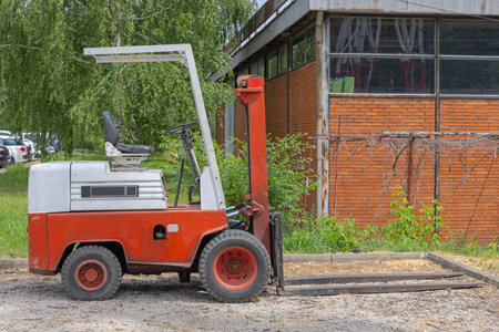 Old Diesel Powered Forklift Truck Vehicle Outsideの写真素材