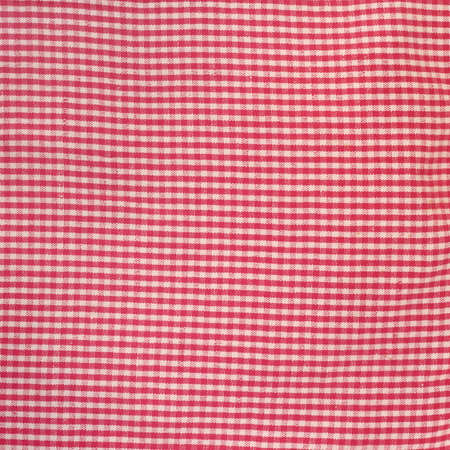 Red and white checkered dish towel textureの写真素材