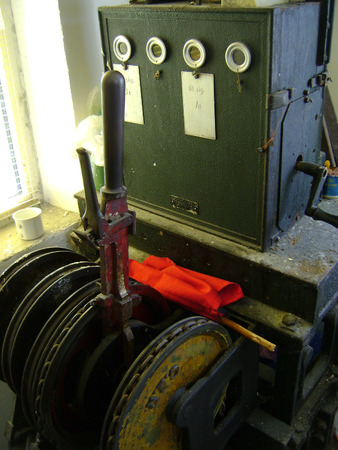 Train signal box with the block that is operated by the input signal from the station.