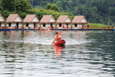 Kayak in the lake at Ratchaprapa Dam,Suratthaniのeditorial素材