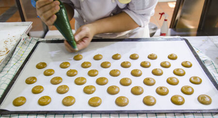 Making of macaroons