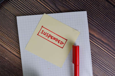 Brain Break write on sticky notes isolated on Wooden Table.の写真素材