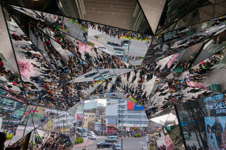 Tokyo, Japan - Mar 20, 2016 : Omotesando Tokyo Plaza building in Harajuku, Tokyo, Japan. Tokyu Plaza Omohara is a fashion theme park shopping mall for the trendiest fashion.のeditorial素材
