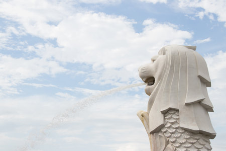 Singapore, May 10, 2017 : Merlion statue fountain in Singapore city skyline. Merlion fountain is one of the most famous tourist attraction in Singapore.のeditorial素材