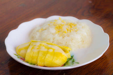 Sticky Rice with Mango ( Thai dessert)の写真素材