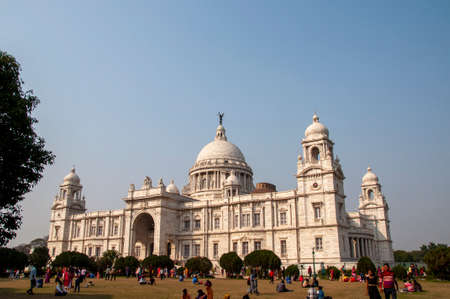 The Victoria Memorial is a large marble building in Kolkata, West Bengal, India.のeditorial素材