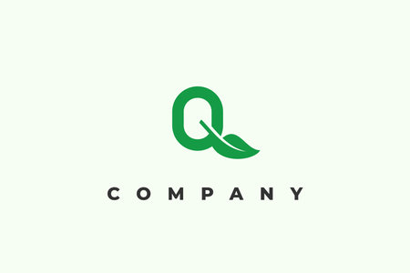 logo letter q leaf green natureのイラスト素材