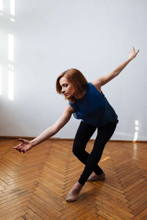 Ballet dancer exercising a balanced moveの写真素材