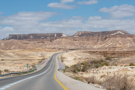 Highway through the Negev Desert in Southern Israelの写真素材