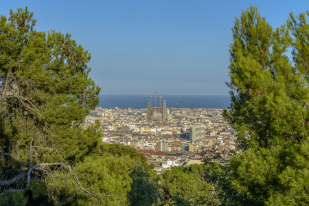 Barcelona by day seen from Parc Guell
include sagrada familia, agbar tower, scyscrapers, la rambla and otherのeditorial素材