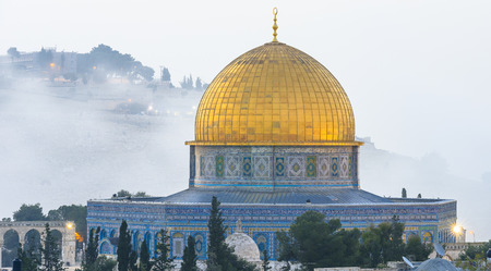 Dome of the Rock on on the Temple Mount in Jerusalemの写真素材
