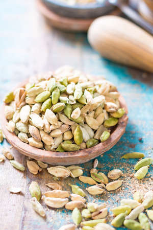 Raw Organic Cardamom Pods ready to useの写真素材