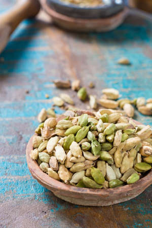 Raw Organic Cardamom Pods ready to useの写真素材