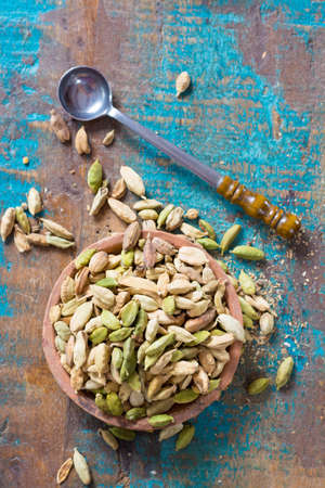 Raw Organic Cardamom Pods ready to useの写真素材