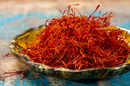 Real iranian red dried saffron spice close upの写真素材