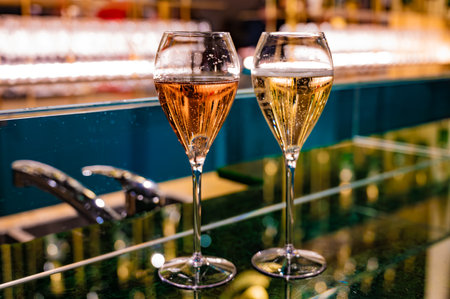 Glasses with little bubbles, tasting of sparkling wine champagne, winter festival in December, Avenue de Champagne, Epernay, Champagne region, Franceの写真素材