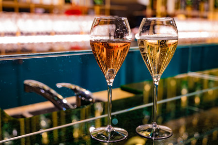 Glasses with little bubbles, tasting of sparkling wine champagne, winter festival in December, Avenue de Champagne, Epernay, Champagne region, Franceの写真素材