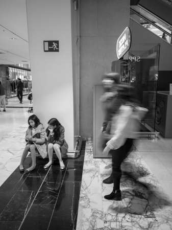 Castellon, Spain 12/22/18: Shopping day in La Salera shopping centerのeditorial素材