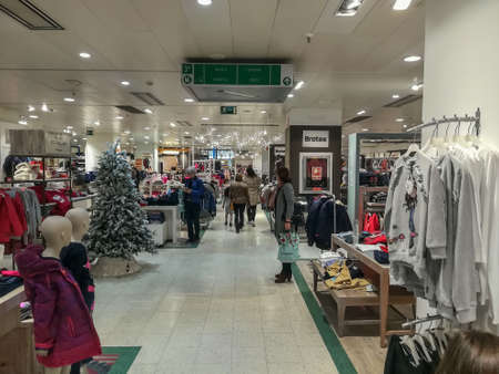People doing Christmas shopping in a mailのeditorial素材