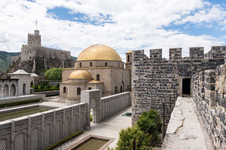 AKHALTSIKHE, GEORGIA - JUNE 19 2018: Rabati medieval castle complex in Akhaltsikhe is famous georgian touristic places , Georgiaのeditorial素材