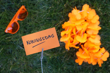Kingsday written in Dutch on a memo                           の写真素材