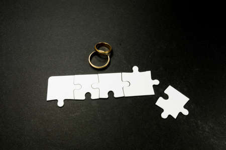 Wedding rings and puzzle