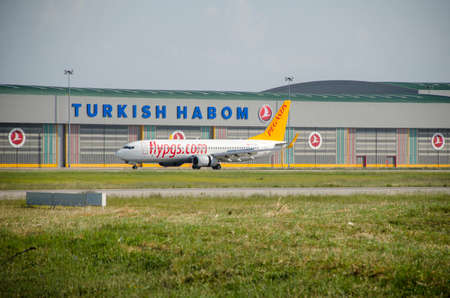 airplane and airport scenesのeditorial素材