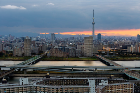 View of tokyo and tokyo skytree at dusk , Japanのeditorial素材