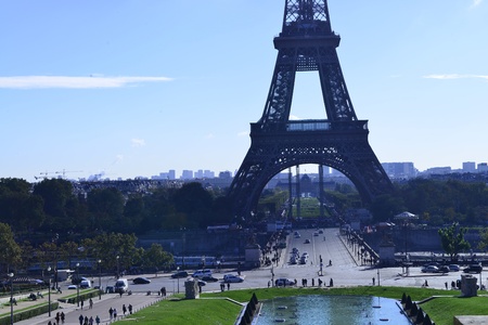 View on Eiffel Tower, Paris, Franceのeditorial素材