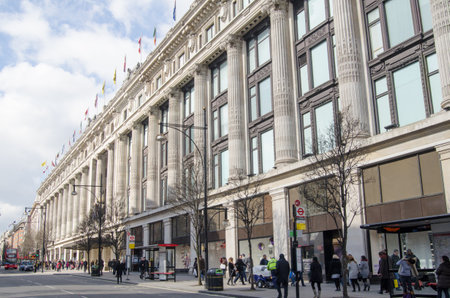 LONDON, ENGLAND - MARCH 13  Shoppers walking past the famous Selfridges Department Store on Oxford...