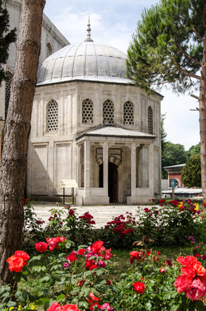 Exterior view through a rose bed of the Tomb of the Princes - children of Sultan Murad III, constructed towards the later 16th century in Istanbul, Turkey.のeditorial素材
