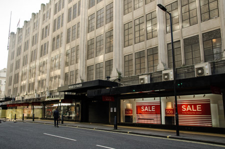 London, UK - February 26, 2021: view of the flagship branch of the House of Fraser department store chain on Oxford Street, central London.  The shop has been closed as part of the COVID-19 lockdown.のeditorial素材
