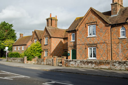 Aldermaston, UK - October 27, 2021:  Historic homes in the middle of Aldermaston village on a sunny Autumn afternoon in Berkshire.のeditorial素材
