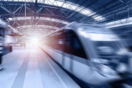 Fast train with motion blur.のeditorial素材