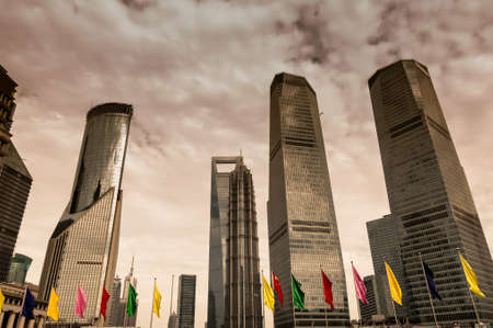 The century avenue of street scene in shanghai Lujiazui,China.のeditorial素材