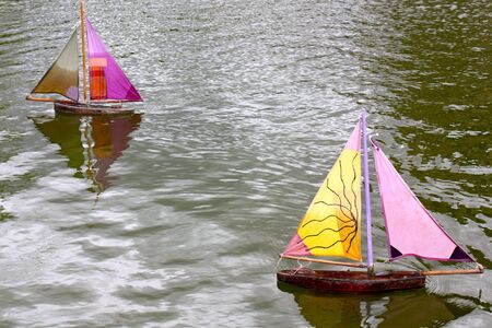 toy boatの写真素材
