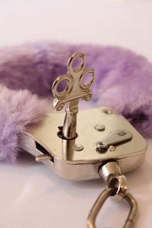 purple cuffの写真素材