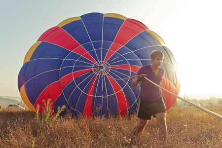 SEVASTOPOL, UKRAINE - 12 August: lifting balloons before starting, International Balloon Festival Montgolfeerie, August 12, 2010 in Sevastopol, Ukraine.のeditorial素材