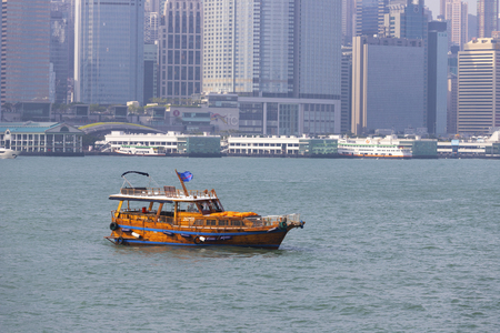 Hong Kong - November 24, 2018:   Victoria Harbour in Hong kong,Tsim Sha Tsui, Hong Kong,Landmark city view in Hongkong.Looks from Kowloon to Hong Kong Island.のeditorial素材