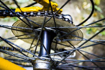 Bicycle gears and rear derailleur