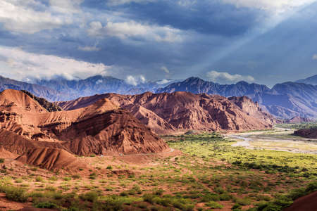 paisaje con luces y sombrasの写真素材