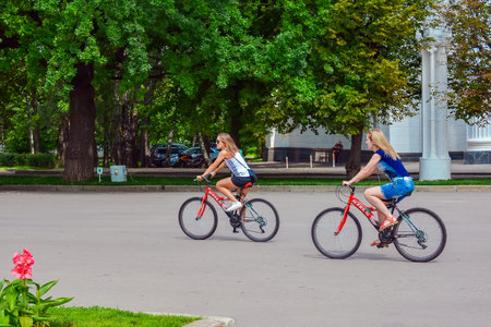 Russia, Moscow, May 11, 2018. Walking people on exhibition complex VDNHのeditorial素材