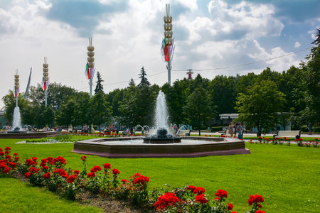 Russia, Moscow, May 11, 2018. Fountains on exhibition complex VDNHのeditorial素材