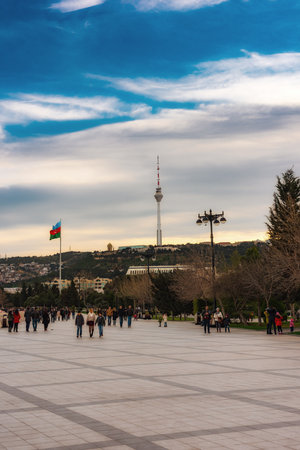 Baku, Azerbaijan March 14, 2019 People walk in National Seaside Parkのeditorial素材