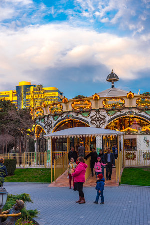 Baku, Azerbaijan March 14, 2019 People walk in National Seaside Parkのeditorial素材