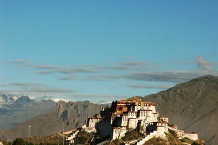 Scenery of the famous Potala Palace in Lhasa Tibetのeditorial素材